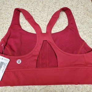 NWT Lululemon Power Through Bra Size 6